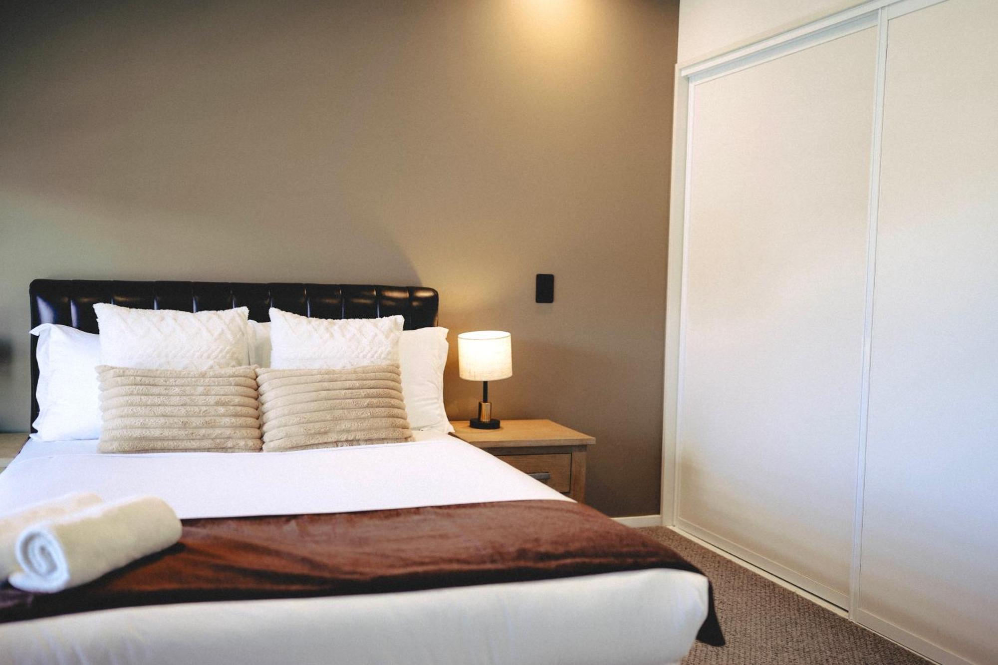 Cbd Contemporary Comfort Townhouse 2 Bed 2Bath Christchurch Exterior foto